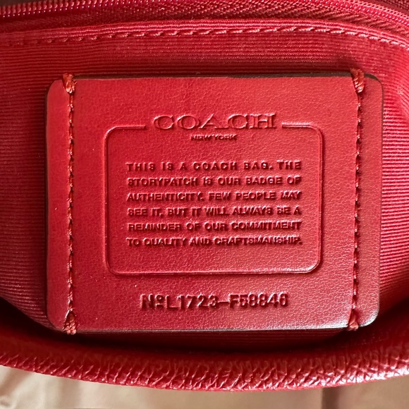 Coach City Zip Tote Women's Handbag - True Red NEVER USED Style No. F58846 - Picture 3 of 11